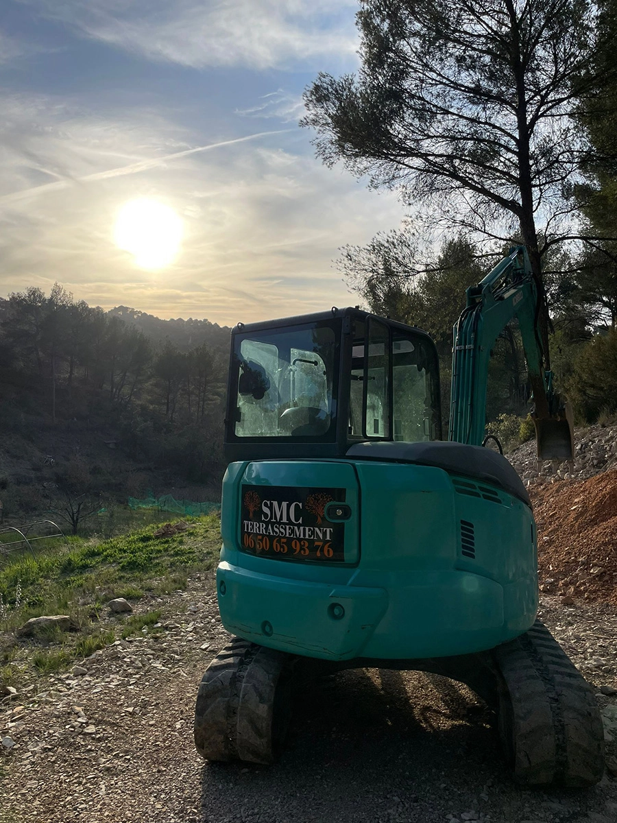 Entreprise de terrassement Saint-Rémy-de-Provence dans les Bouches-du-Rhône